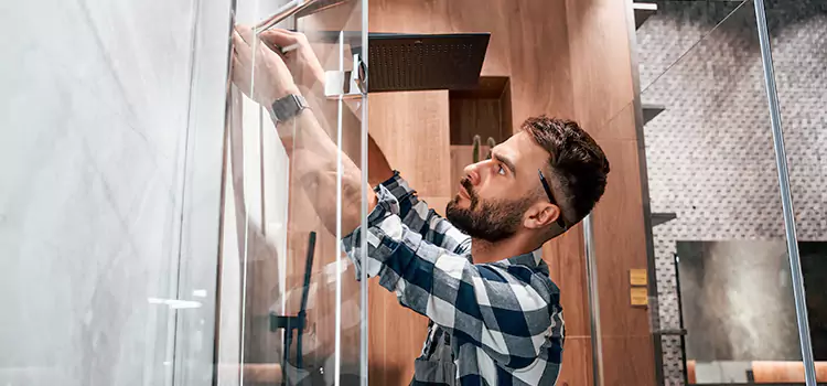 Replace Shower Doors with Frameless Streamwood